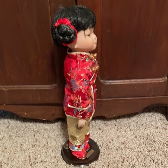 Luci 2003 Porcelain Asian Doll Avon Collectible Limited - Picture 4 of 6